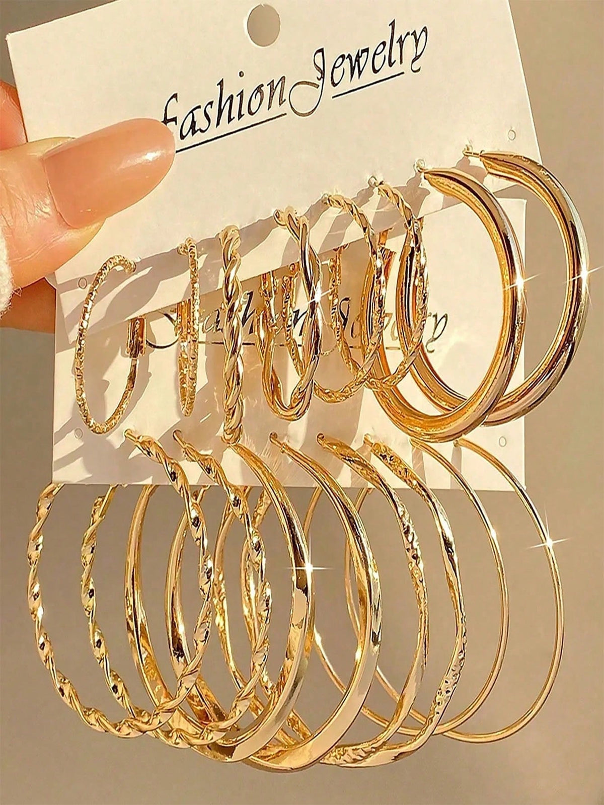 16Pcs Minimalist Metal Twist Earrings Set for Women – Hypoallergenic Gold Stud & Hoop Earring Gift Set for Daily Wear, Parties & Special Occasions