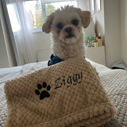 Personalized Pet Blanket Custom Embroidered with Name - Plaid Throw Blanket for Dogs & Cats, Cozy Machine Washable Bedspread for Bed & Couch, 3 Embroidery Styles 4 Colors - Puppy & Kitten Gift