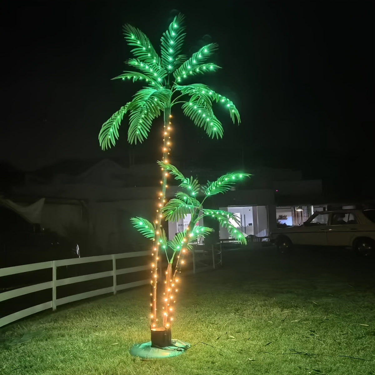 7ft Solar Artificial Palm Tree with 260 LED Lights, 8 Lighting Modes & Timer, Weather-Resistant Heavy Metal Base, Outdoor Decor for Patio Pool Tiki Bar Beach Yard, Christmas Party Decoration